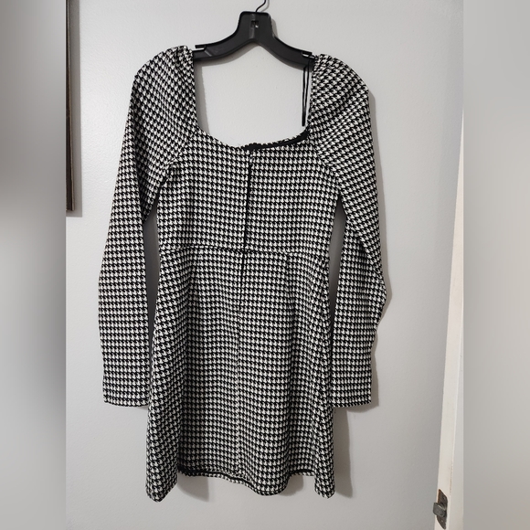 NWT Francesca Houndstooth Dress Size Large - Picture 3 of 7
